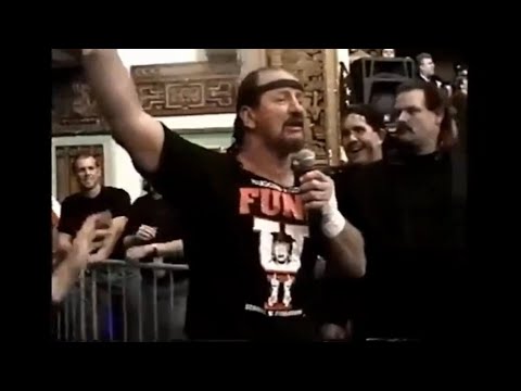 ECW "Fan Cam" Queens, NYC (12/26/98)