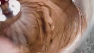 How to make chocolate mousse with Callebaut Mousse Premix