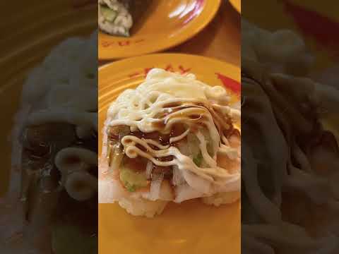 Conveyor belt sushi 🍣 @sushiro 😋😋 #shortvideo #sushi #shorts