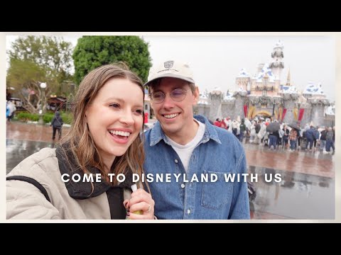 MINI VLOG: come to Disneyland with us :-)