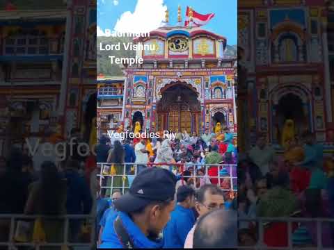 #bhadrinadh #lord #vishnu #temple #himalayas #trending #viral #video #gangotri#river @VegfoodiesJ