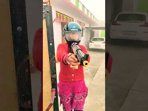 Kanha or Mummy ki funny Gun fight 🤣😎 #shorts #viral #funny