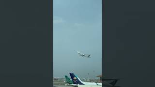 #takeoff#saudiairlines#saudiarabia#jeddahairport#visitsaudi#copypastework#ytshorts#viralshorts#remix