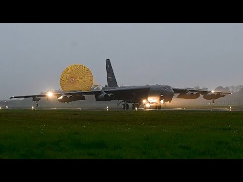 Two US B-52Hs arrive in the UK, a signal of strength to NATO