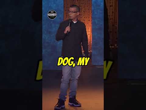 My mom continues to embarrase me | Jerry Garcia #standupcomedy #grandecomedy