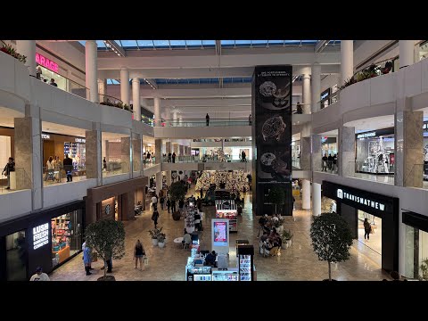 A Weekend at Scottsdale Fashion Square Mall - Holiday - Scottsdale Arizona