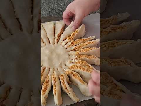 Gluten free buffalo chicken sunflower shaped like a sunflower!