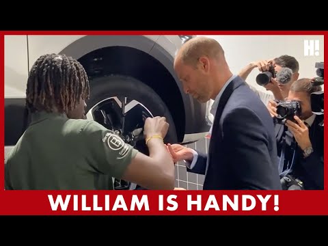 Prince William gets his hands DIRTY | HELLO!