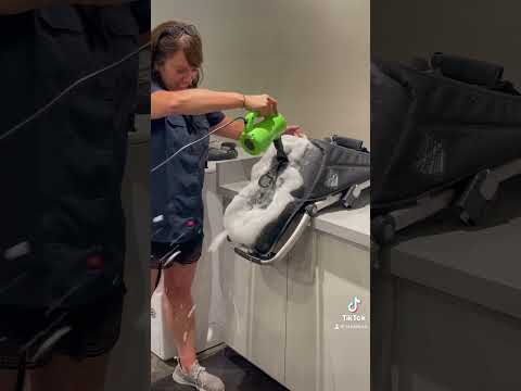 The most satisfying stroller cleaning hack! #UPPAbaby #satisfyingvideo