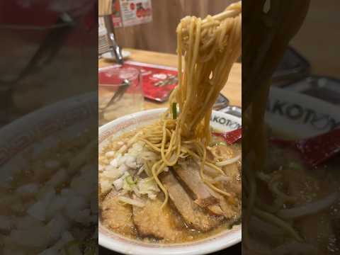 【ラーメンチェーン店　ランキング】おすすめ　駐車場の広いラーメンまこと屋さん　背脂醤油が私は好きです。