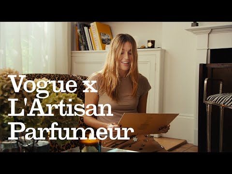 La routine de journaling matinal de Camille Charrière s’accompagne de l’Artisan Parfumeur