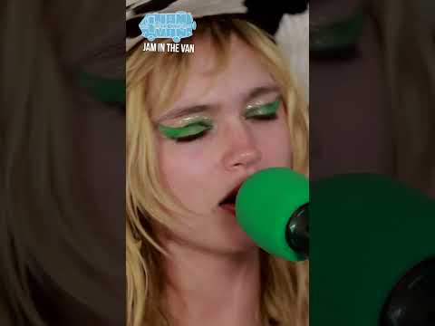 Garage Rock Band The Paranoyds Perform at Coachella Valley for Jam In The Van!