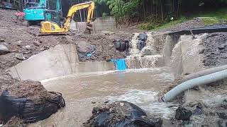 【ゲリラ豪雨】鉄砲水を喰らう