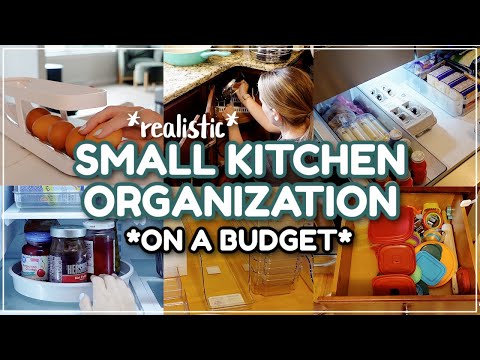 SMALL KITCHEN ORGANIZATION ON A BUDGET 2024 / Clean, Declutter & Organize / Realistic Organization