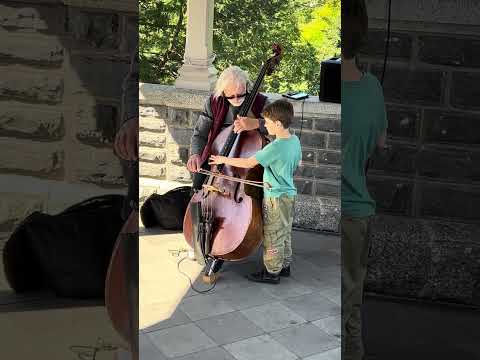 Music & Mentorship: Young Star Assists Cello Player in Central Park #shorts