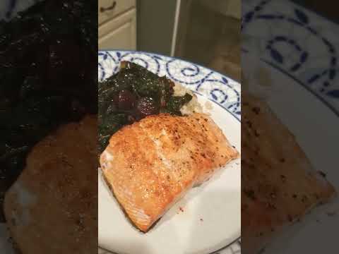 salmon with kale, beets and brown rice #healthy #nutrition #foodie #shorts