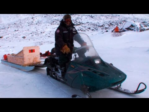 Inuit returning to Qikiqtarjuaq from the Akshayuk Pass