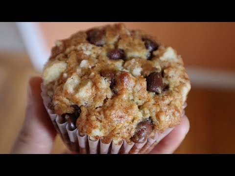 How to Make Chocolate Chip Banana Muffins | Use Up Old Brown Bananas!