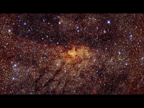 Peering into a Supermassive Black Hole 4k