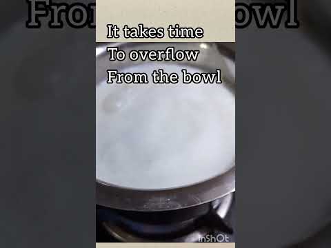 Boiling milk tips#yt #ytshorts #ytshortsindia #shortsyoutube #tips #kitchen #viral #youtubeshorts