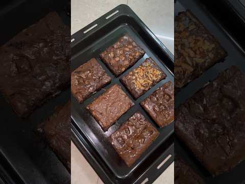 Baking Minivlog-7:-Exciting new Offers for all Brownies✌️ #shorts #brownies #diwalispecial