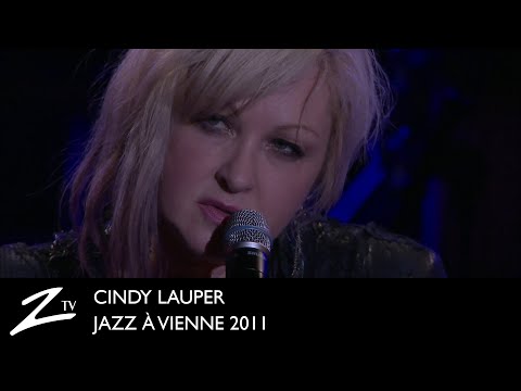 Cyndi Lauper - Time After Time, Girls Just Want to Have Fun...  - Jazz à Vienne 2011 - LIVE