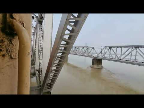 13176/Silchar - Sealdah Kanchanjunga Express crossing Teesta Bridge, Indian Railways 4k ultra HD