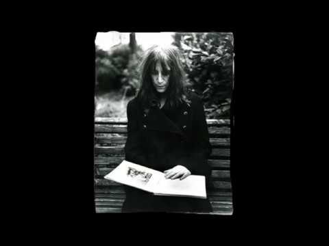 Patti Smith - Pastime Paradise (Stevie Wonder cover)