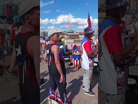 Coney Island Pier celebration: Tapthat2012 makes an appearance!