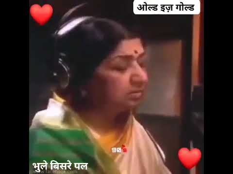 O Mere Dil Chain by Lata Mangeshkar (Live)