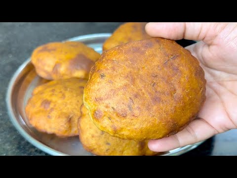 మంగళూరు స్పెషల్ రెసిపి సాఫ్ట్ గా చాలారుచిగా...Snacks Recipes in Telugu| Banana Puri recipe in Telugu