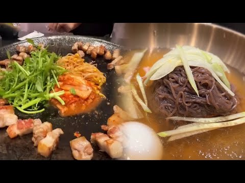 体验韩国美食杀手锏—烤五花肉，焦香冒油，皮脆肉嫩，配上冰爽解腻的冷面简直太绝！ | 安逸的旅途 | 美味四川