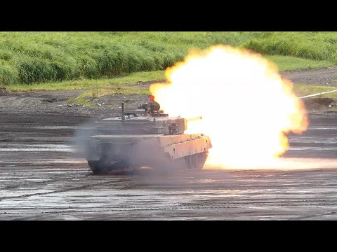 富士総合火力演習2015予行 90式戦車小隊