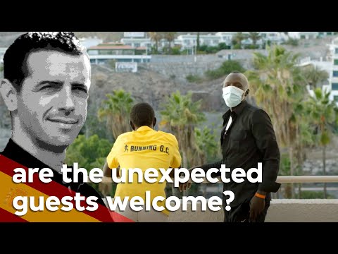 Spain: no tourism, but lots of refugees | VPRO Documentary