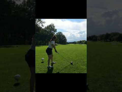 [ゴルフスイング]ドライバーショット⛳️#ゴルフ女子 #ゴルフスイング #golf #golfswing #shorts