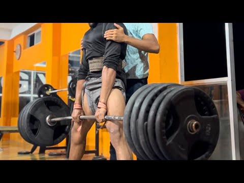 Legs workout 🏋️ #gymlover #bodybuilding #workout #gym #longvideo #blog #gymblog #gymlife #legs