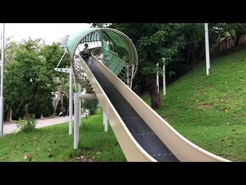 | 沖繩親子遊 | 單軌電車就能抵達的必玩超長溜滑梯《奧武山公園》