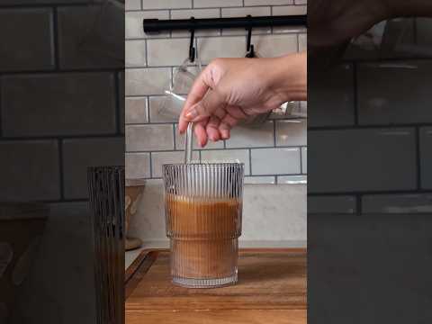 make an iced caramel latte w me! 🧈 #coffeerecipe #morningroutines #coffee