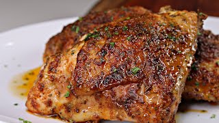 QUICK AND EASY OVEN BAKED CHICKEN THIGHS | The BEST Juicy Baked Chicken Thighs