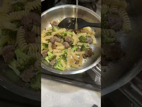 サルシッチャとブロッコリーのパスタ, Pasta with Sausage and Broccoli #cooking