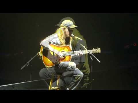 Billy Strings solo on Doc Watson's "Nashville Blues" 7/30/24 Worcester, MA