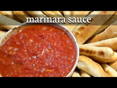 Homemade MARINARA SAUCE. Flavorful and Easy. Never buy a jar again!