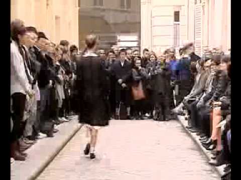 Comme Des Garcons SS 2009 Runway Fashion Show (Part 1 of 2)