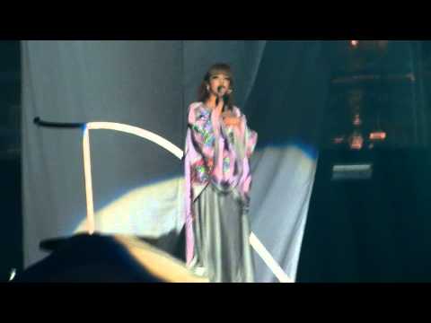 [Fancam] 2NE1 Park Bom - You & I (New Evolution Global Tour Singapore 2012)