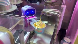 Robot Vending Machines in China