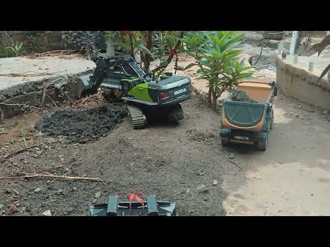 pengisian muatan batubara ke mobil dump truk#rc #kontruksi #viral #toys #rcconstruction #mainananak