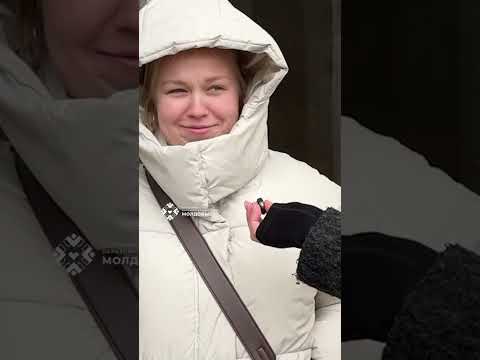 Мы решили узнать у прохожих в Москве, чем привлекательна наша Родина — Молдова 😍