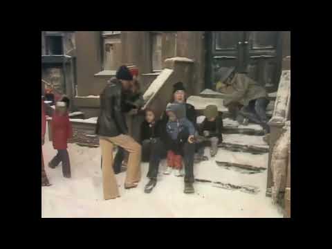 Sesame Street - Let's Sing About Snow