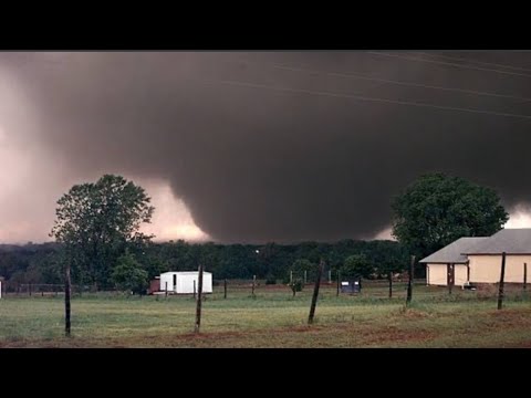 Brutal destruction in Texas! The tornado hit and destroyed Dallas Today