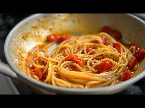 Best Tomato Pasta Recipe: How an Italian Chef Taught Me to Cook Cherry Tomatoes to Perfection!